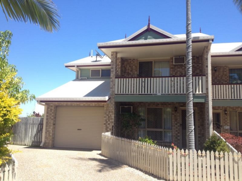 2/24 Forbes Avenue, Frenchville QLD 4701